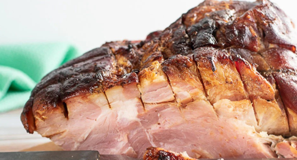 Smoked Ham on Big Green Egg