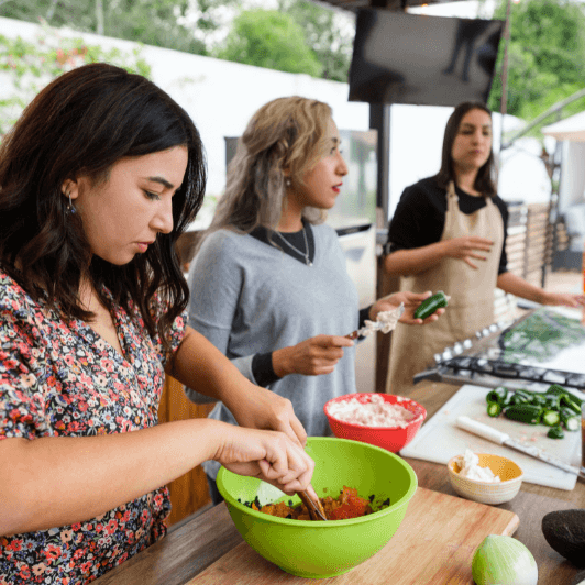 5 Benefits of an Outdoor Kitchen