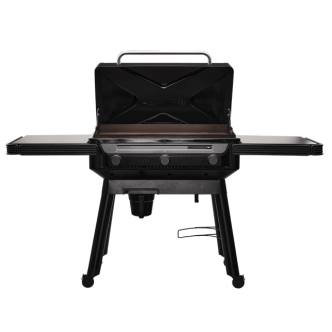 BBQing.com Traeger Flatrock Flat Top Grill ($100 Deposit)