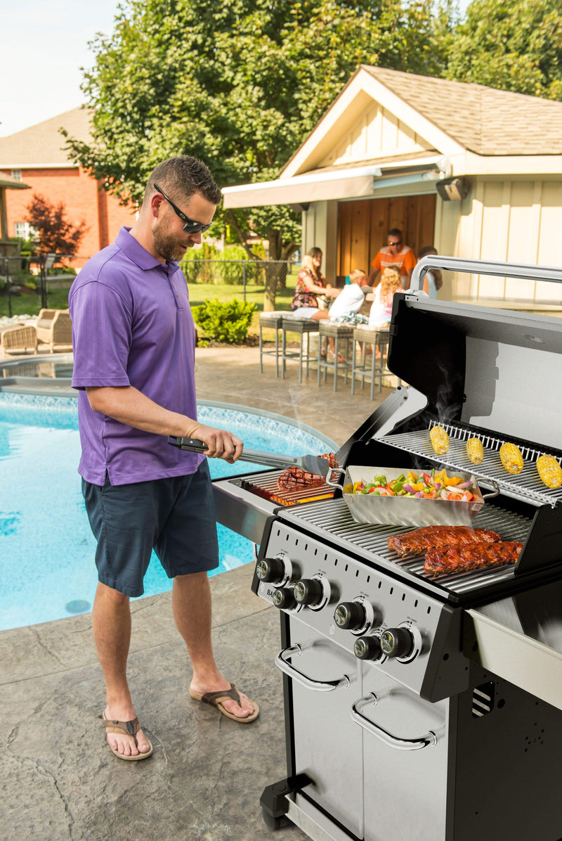 Broil King Broil King BARON S490 PRO IR BBQ with Infrared Side Burner, Rear Rotisserie Burner & Rotisserie Kit Freestanding Gas Grill