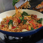 Broil King Broil King Cast Iron Grilling Wok 69710 69710 Accessory Grill Basket & Topper 060162697104