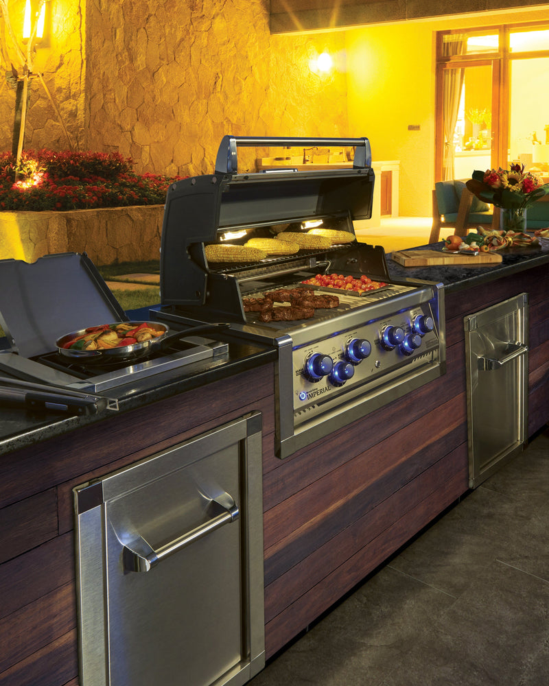Broil King Broil King IMPERIAL S490 Built-in Grill with Side Burner & Rotisserie Kit Built-in Gas Grill