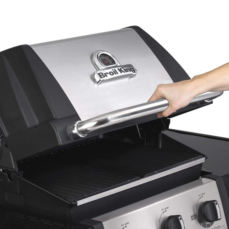 Broil King Broil King MONARCH 320 3-Burner BBQ with Heavy-Duty Cast Iron Cooking Grids Freestanding Gas Grill