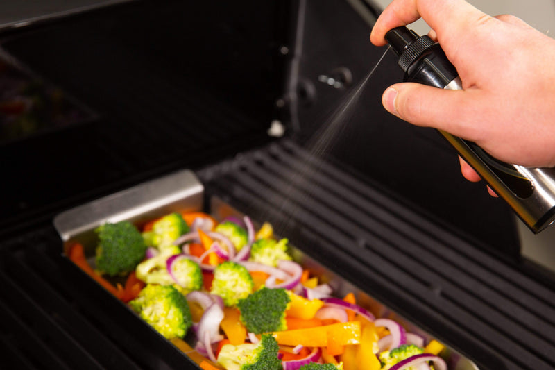 Broil King Broil King Oil Spritzer, Stainless Steel 60945 60945 Accessory Food Prep Tool 062703609454