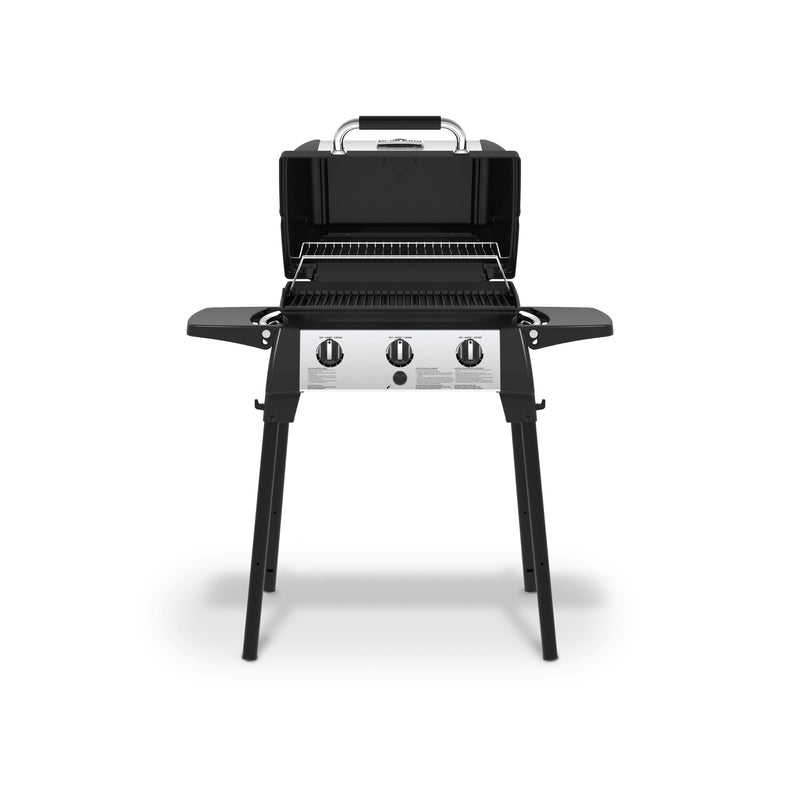 Broil King Broil King PORTA-CHEF 320 3-Burner Portable Propane BBQ Propane / Black 952654 Portable Gas Grill 062703526546
