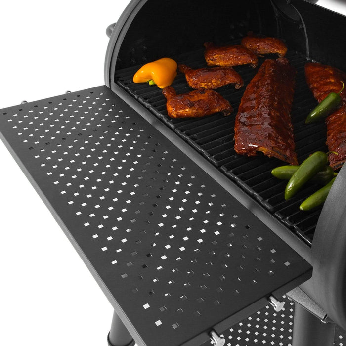 Broil King Broil King REGAL Charcoal Offset Smoker 500 with Heavy Duty Cast Iron Grids Charcoal / Black 958050 Freestanding Charcoal Smoker 062703580500