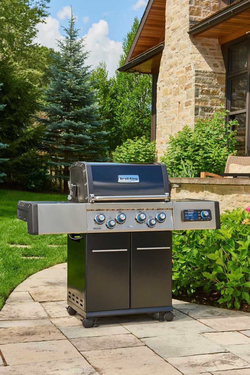 Broil King Broil King Regal Q 490 Pro IR Natural Gas & Propane BBQ