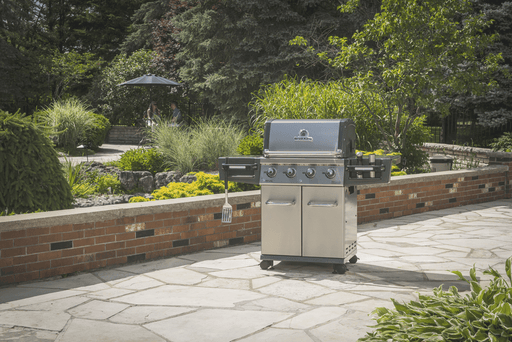 Broil King Broil King REGAL S420 PRO 4-Burner BBQ with 9mm Stainless Steel Cooking Grids Freestanding Gas Grill