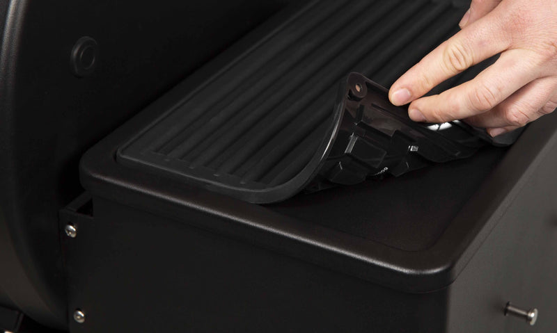 Broil King Broil King Side Shelf Mat for CROWN Pellet Series 60008 60008 Accessory Mat 062703600086