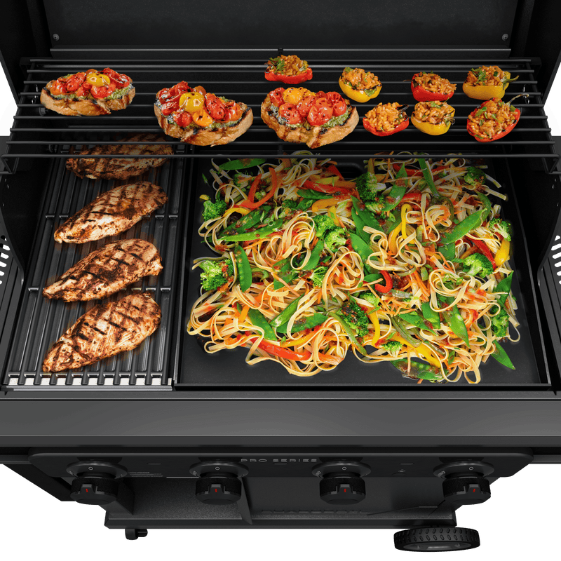 Charbroil Charbroil Pro Series 4-Burner Gas Grill with Side Burner Propane / Black 463281024 Freestanding Gas Grill
