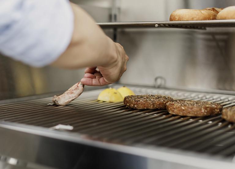 Crown Verity Crown Verity Premium Mobile Grill Professional Series Charbroiler 36" with Roll Dome CV-MCB-36RDP Freestanding Gas Grill