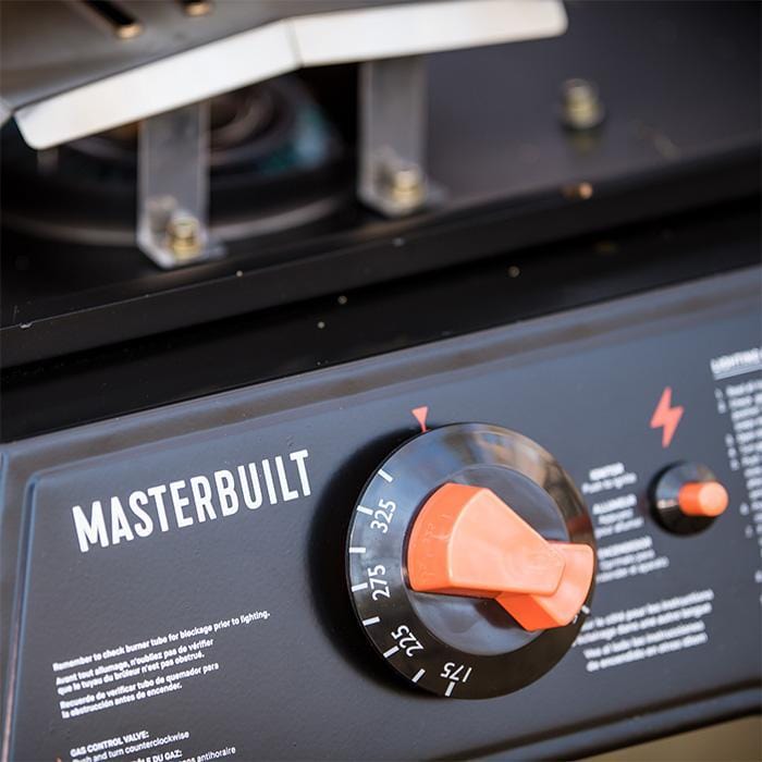 Masterbuilt Masterbuilt 40" ThermoTemp XL Propane Smoker Propane / Black MB20051316 Freestanding Charcoal Smoker 094428272620