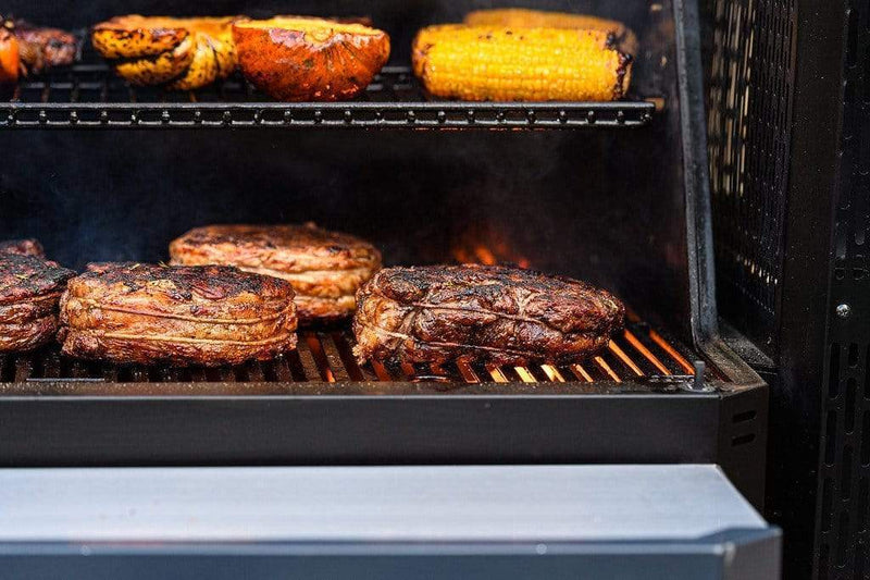 Masterbuilt Masterbuilt Gravity 1050 Digital Charcoal Grill & Smoker w/ WIFI Control Charcoal / Black MB20041220 Freestanding Charcoal Grill 094428276581