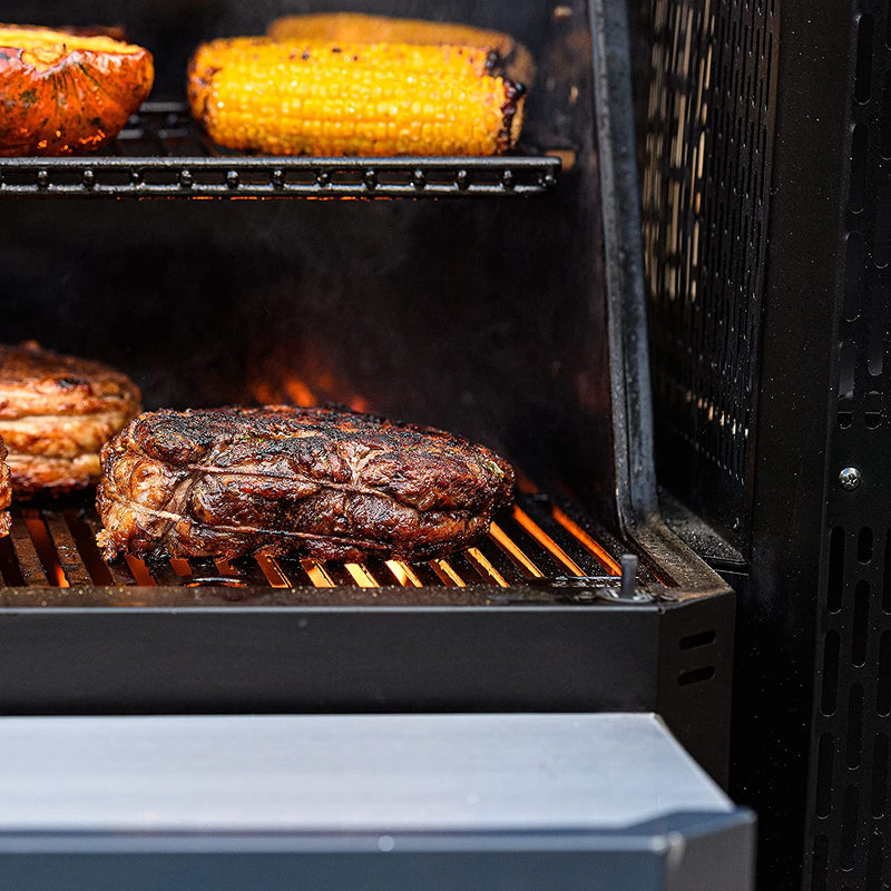 Masterbuilt Masterbuilt Gravity 800 Digital Charcoal Griddle & Grill & Smoker w/ WIFI Control Charcoal / Black MB20040221 Freestanding Charcoal Grill 094428276628