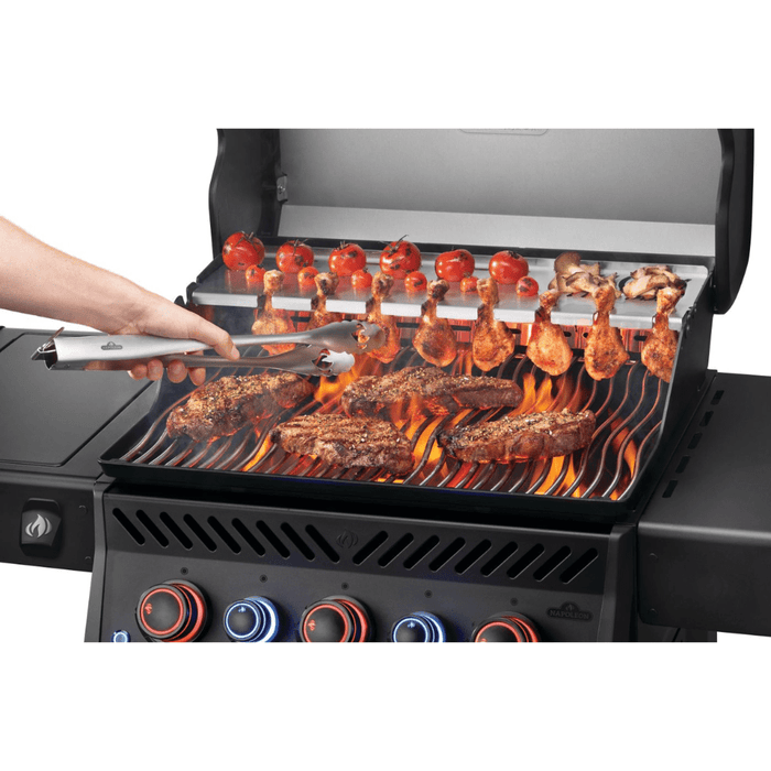 Napoleon Napoleon Phantom Rogue PRO-S 425 Gas Grill with Infrared Side and Rear Burners Freestanding Gas Grill