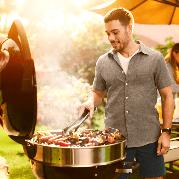 Napoleon Napoleon PRO22 Charcoal Kettle Grill PRO22K-LEG-3 PRO22K-LEG-3 Portable Charcoal Grill