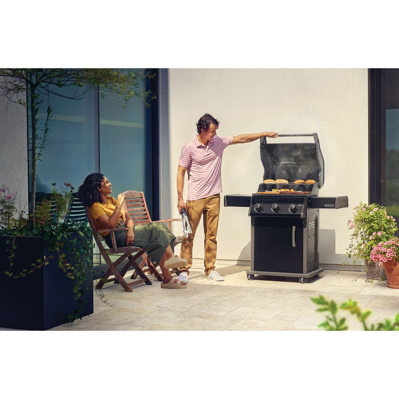 Napoleon Napoleon Rogue 425 Gas Grill, Black Freestanding Gas Grill