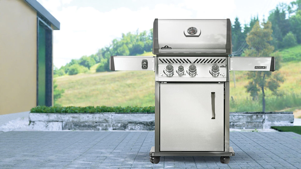 Napoleon Napoleon Rogue PRO 425 Gas Grill with Infrared Side Burner Freestanding Gas Grill
