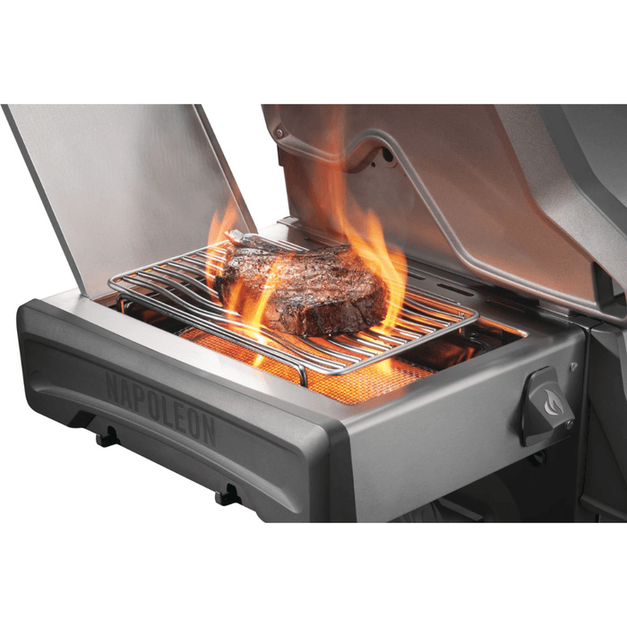 Napoleon Napoleon Rogue PRO 625 Gas Grill with Infrared Side Burner Freestanding Gas Grill