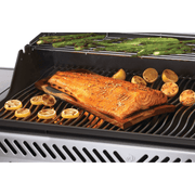 Napoleon Napoleon Rogue PRO 625 Gas Grill with Infrared Side Burner Freestanding Gas Grill