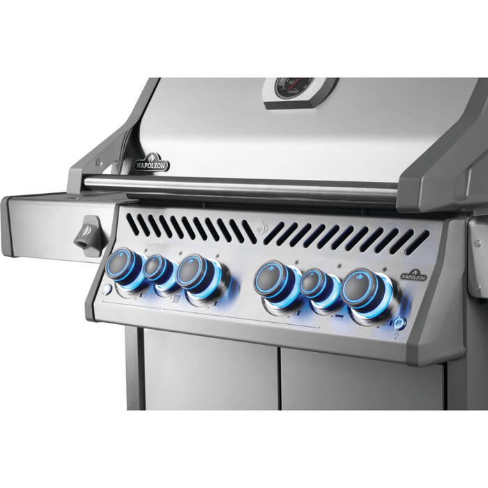 Napoleon Napoleon Rogue PRO-S 525 RSIB Gas Grill with Infrared Side and Rear Burners Freestanding Gas Grill