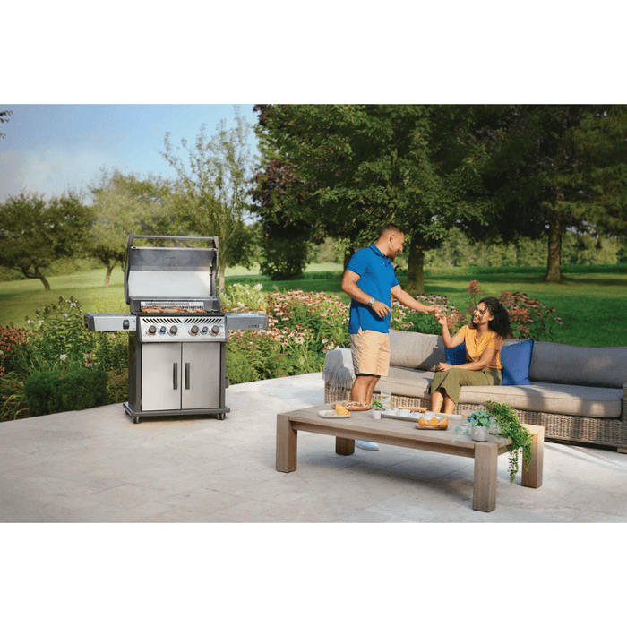 Napoleon Napoleon Rogue PRO-S 525 RSIB Gas Grill with Infrared Side and Rear Burners Freestanding Gas Grill