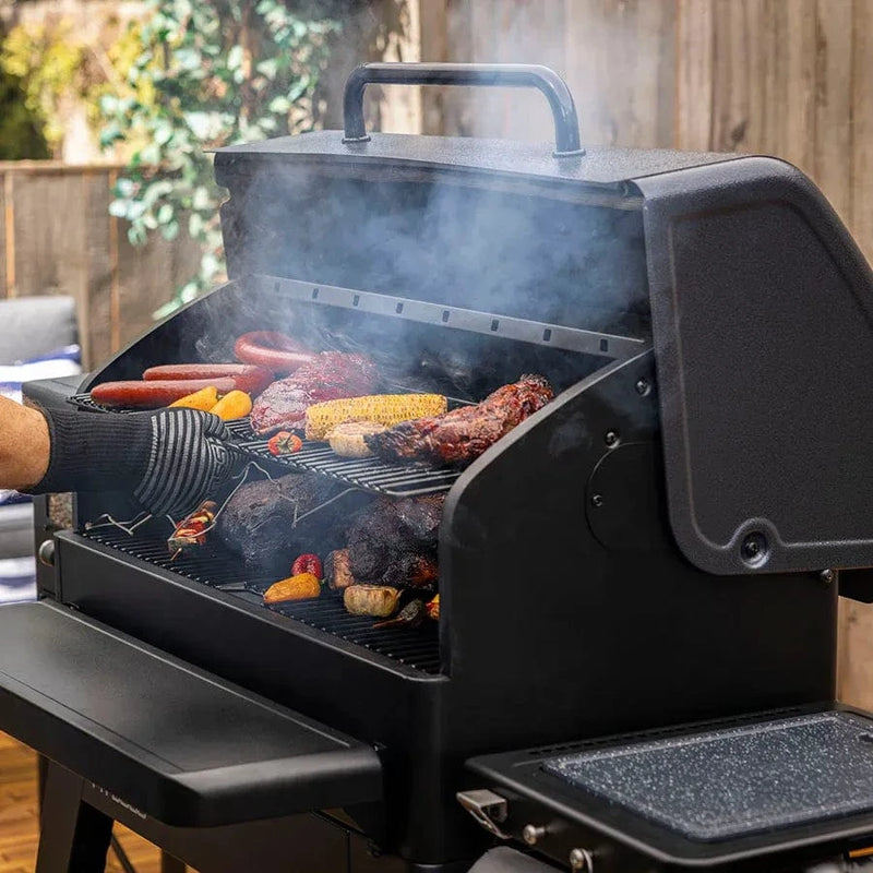 Pit Boss Pit Boss Navigator 1600 Connected Wood Pellet Grill Pellet / Black 11113 Freestanding Pellet Grill