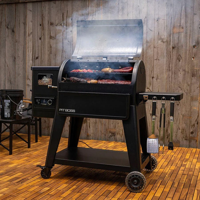 Pit Boss Pit Boss Navigator 850 Connected Wood Pellet Grill Pellet / Black 11111 Freestanding Pellet Grill