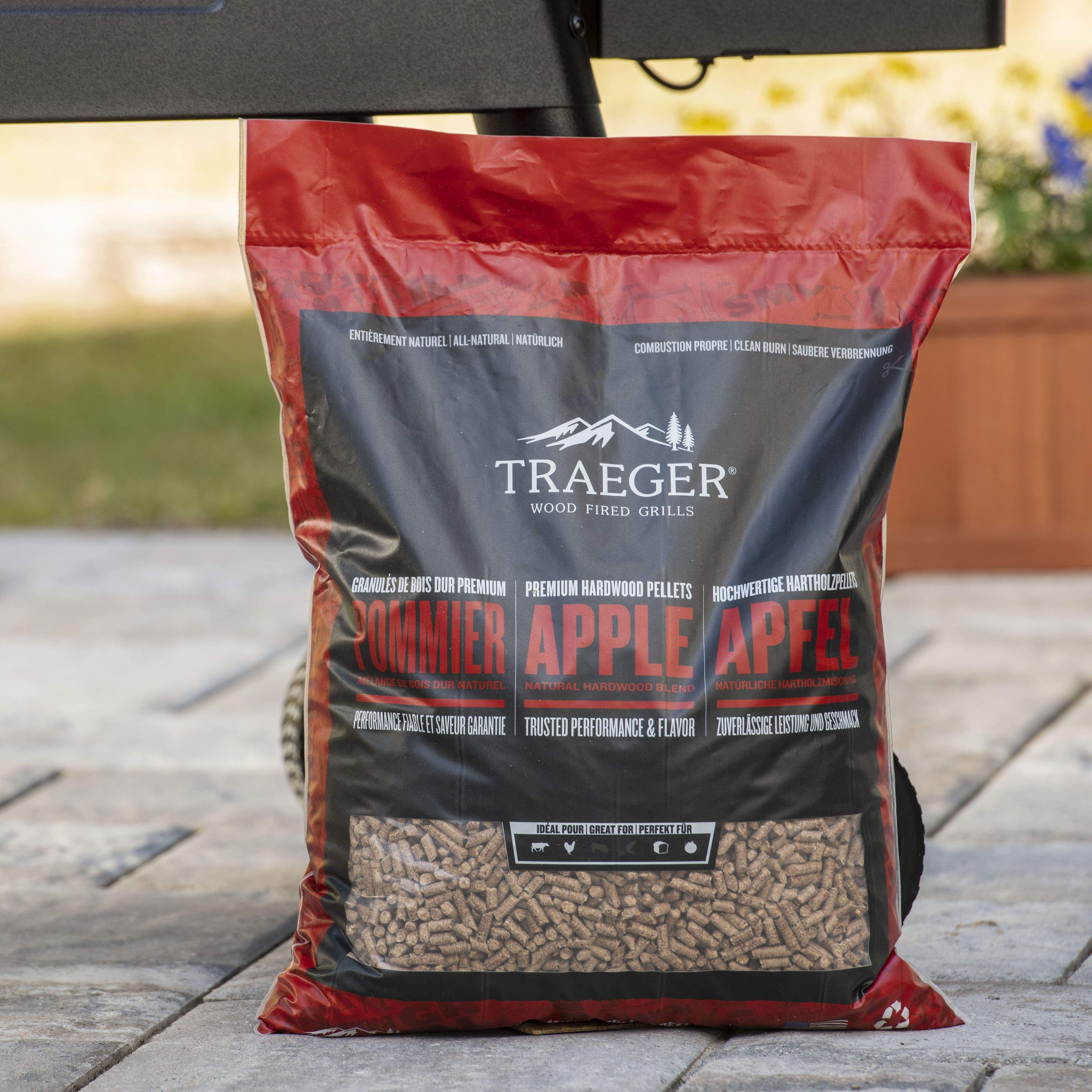 Traeger Traeger Apple Wood Pellets 20 lb Bag PEL343 Accessory Smoker Wood Chip & Chunk 634868933165