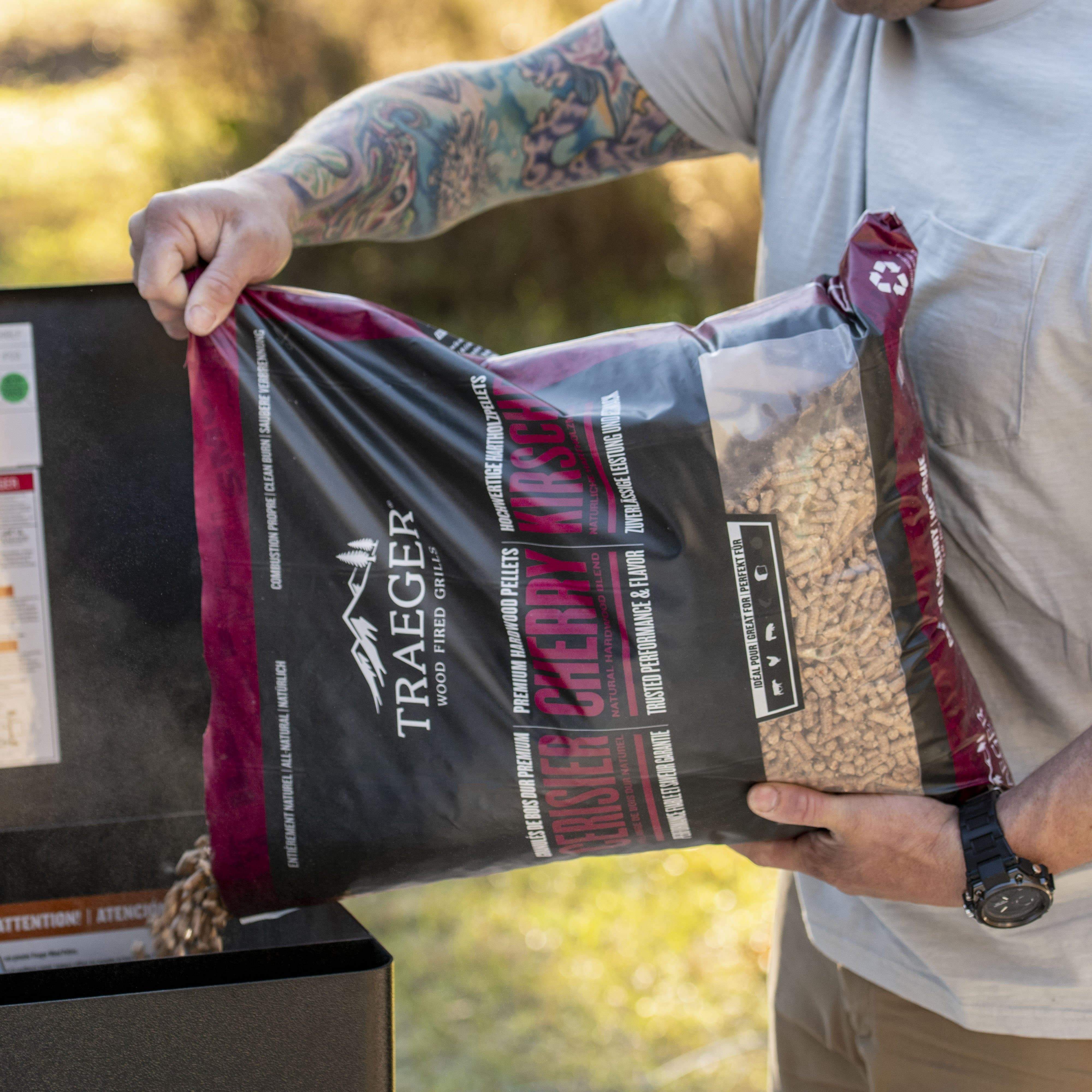 Traeger Traeger Cherry Wood Pellets 20 lb Bag PEL339 Accessory Smoker Wood Chip & Chunk 634868933011