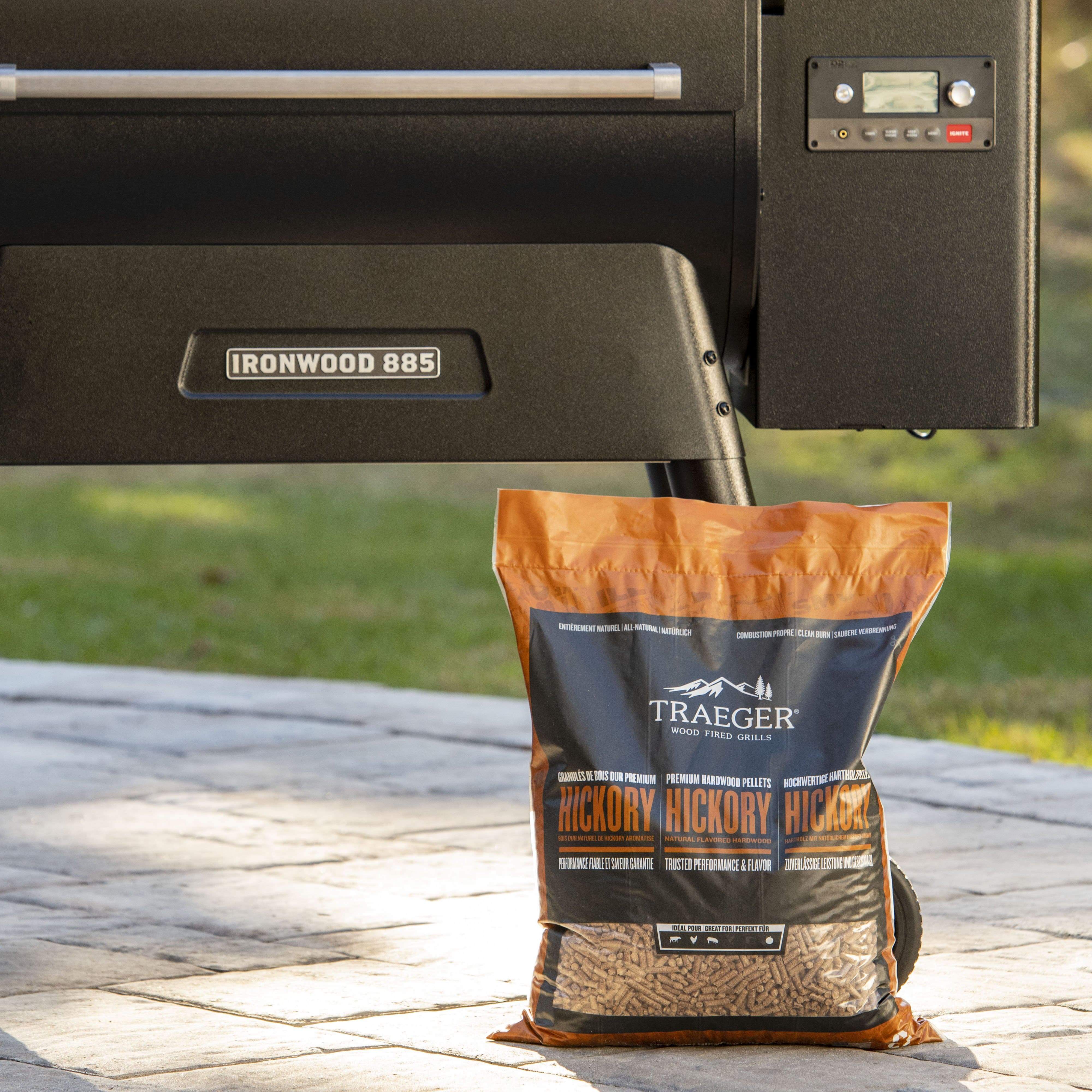 Traeger Traeger Hickory Wood Pellets 20 lb Bag PEL342 Accessory Smoker Wood Chip & Chunk 634868933158