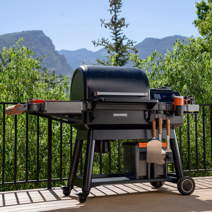 Traeger Traeger Steer Smoker
