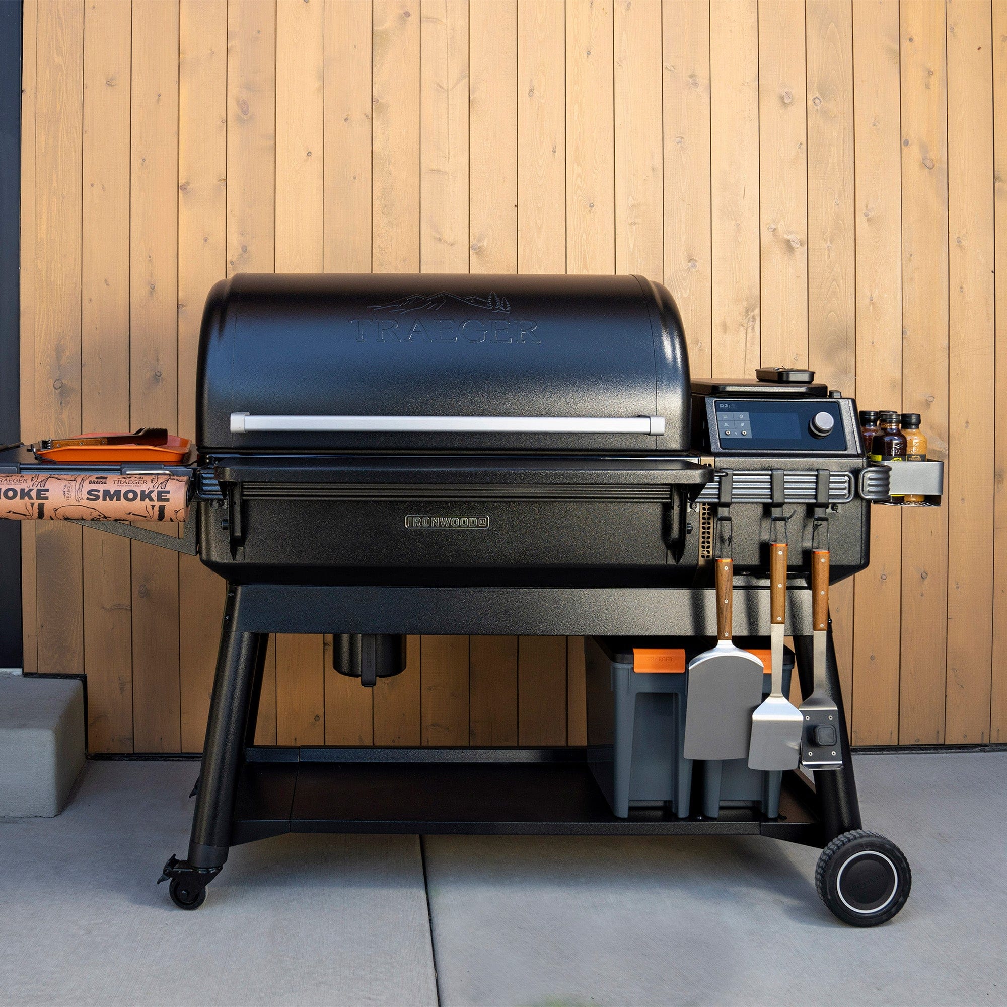 Traeger Traeger Ironwood XL NEW 2023 Pellet Grill & Smoker TFB93RLGC Pellet / Black TFB93RLGC Freestanding Pellet Grill 634868938764