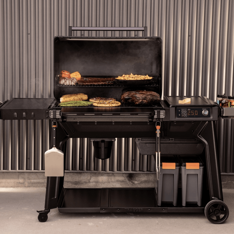 Traeger Traeger Woodridge Pro Connected Pellet Grill and Smoker (Available September 2025) Pellet / Black TFB97JLH Freestanding Pellet Grill 634868947971