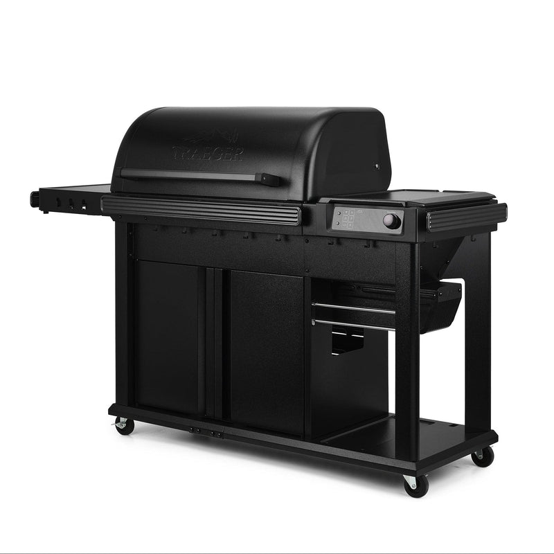 Traeger Traeger Woodridge Pro Plus Connected Pellet Grill and Smoker Pellet / Black TFC97JLKC Freestanding Pellet Grill 634868954283