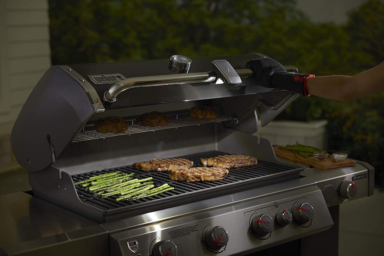 Weber 7661 Handle Grill 'N Go Light — BBQing.com