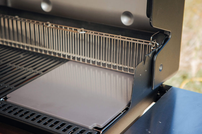 Weber Weber CRAFTED 7671 Glazed Baking Stone 7671 Accessory Food Prep Tool 077924174377