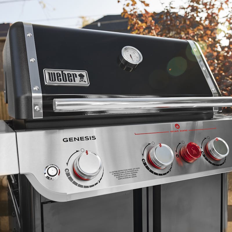 Weber Weber Genesis E-325 3-Burner Gas Grill with Sear Zone Freestanding Gas Grill