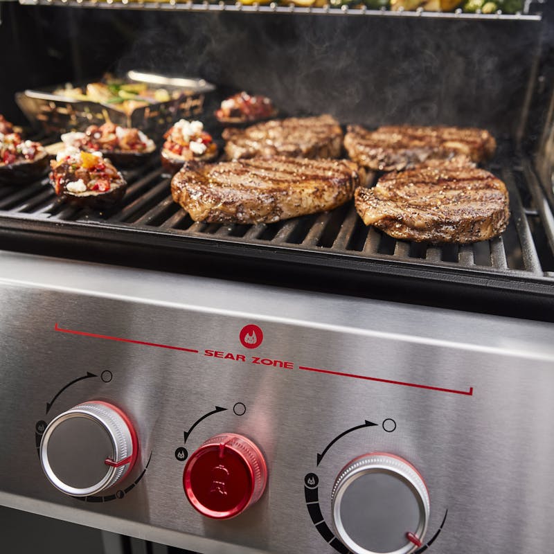 Weber Weber Genesis E-335C Gas Grill Freestanding Gas Grill