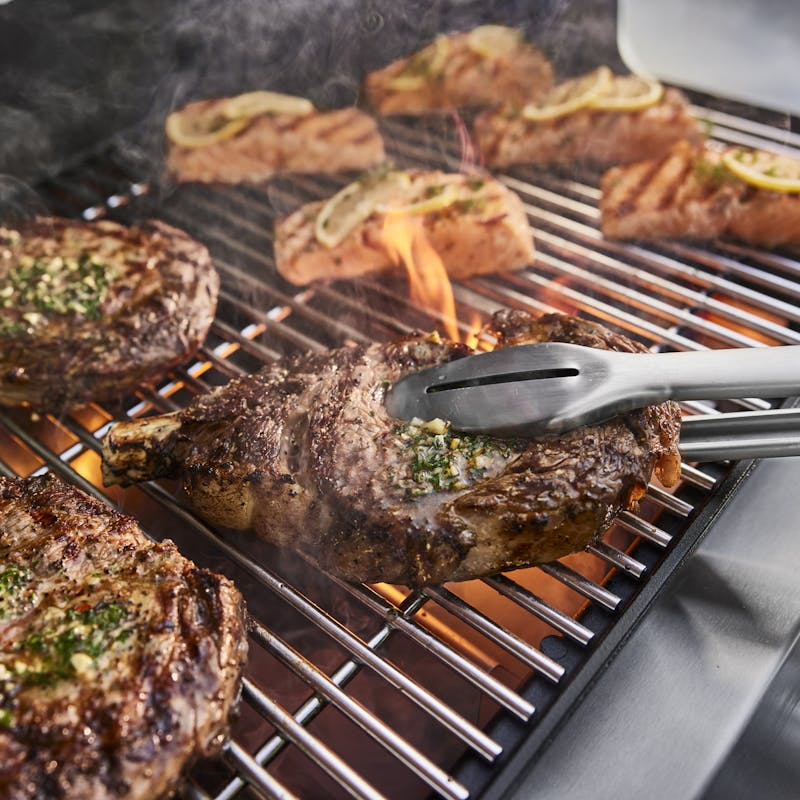 Weber Weber Genesis S-335C Gas Grill Freestanding Gas Grill