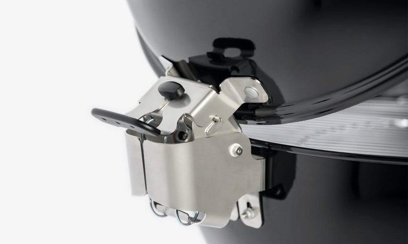 Weber Weber Master-Touch Premium Charcoal Grill 22" Black / Charcoal 17301001 Freestanding Charcoal Grill 077924155833