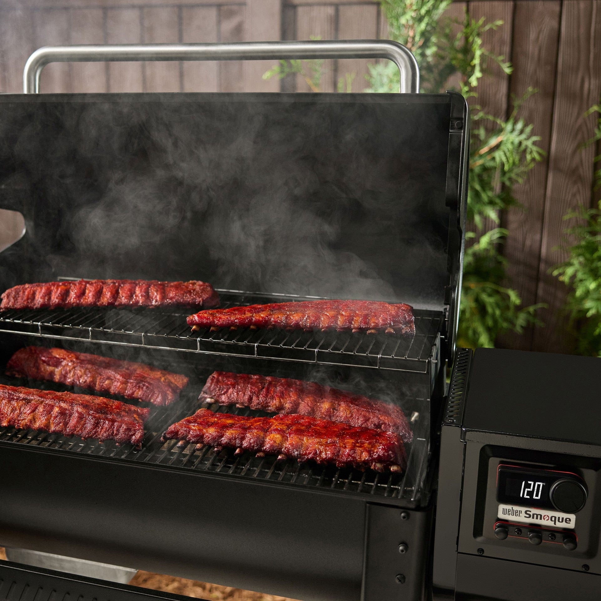 Weber Smoque XL Pellet Smoker — BBQing.com