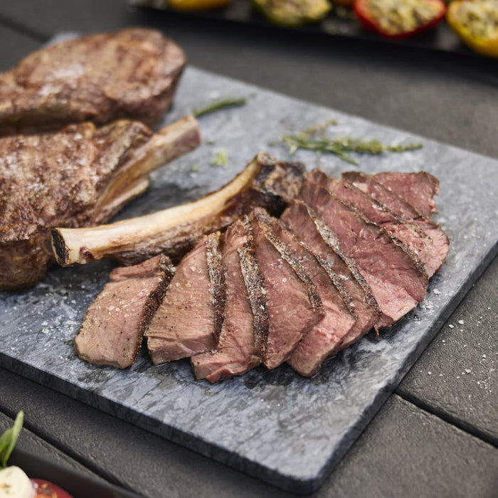 Weber Weber Spirit E-425 4-Burner Gas Grill in Black with Sear Zone Freestanding Gas Grill