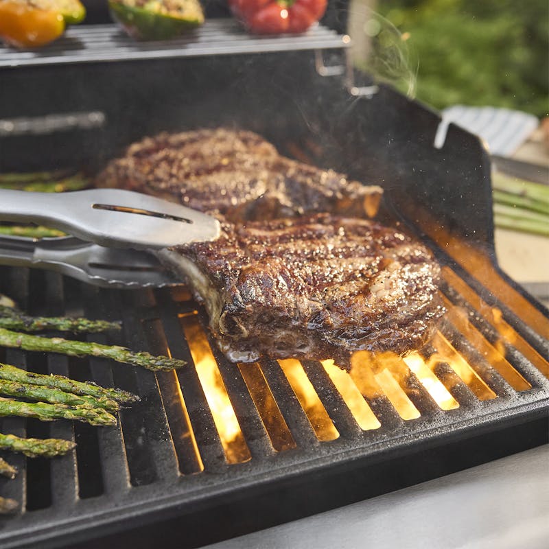 Weber Weber Spirit E-435 4-Burner Gas Grill with Sear Zone & Side Burner Freestanding Gas Grill