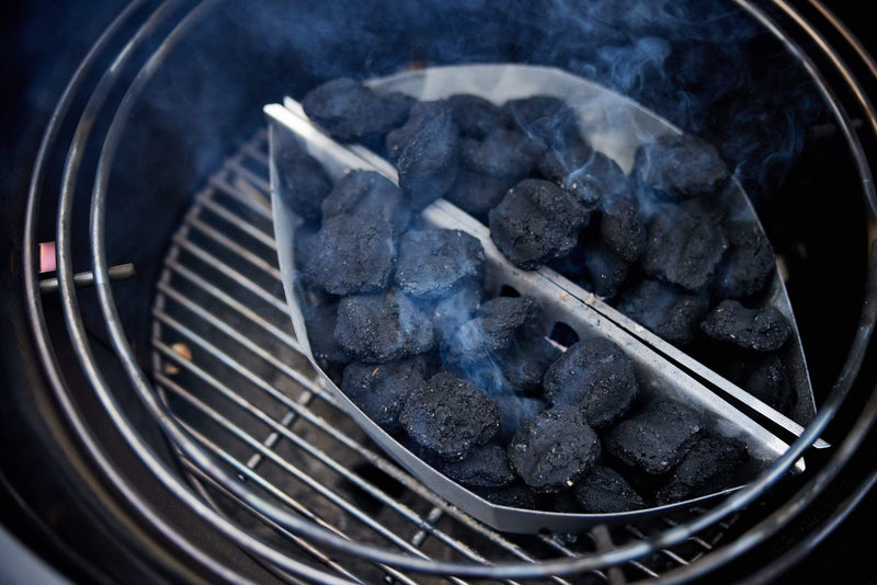 Weber Weber Summit Kamado E6 Charcoal Grill 18501101 Charcoal / Black 18501101 Freestanding Kamado Grill 077924159145